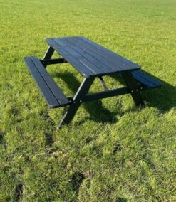 Goedkopepicknicktafels.nl | Zwarte XL Picknicktafel | Tuintafel 6 Persoons | Zwart Gespoten Gedroogd Grenen Hout! -Tuingereedschap Serie Winkel 1043x1200 2