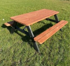 Goedkopepicknicktafels.nl | Zwart Bruine XL Picknicktafel Bruno | Tuintafel 6 Persoons | Bruin Zwart Gespoten Gedroogd Grenen Hout! -Tuingereedschap Serie Winkel 1200x1127 6