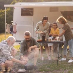 LifeGoods Klaptafel - Inklapbaar - 180 Cm - 6 Tot 8 Personen - Bruin -Tuingereedschap Serie Winkel 1200x1200 1396