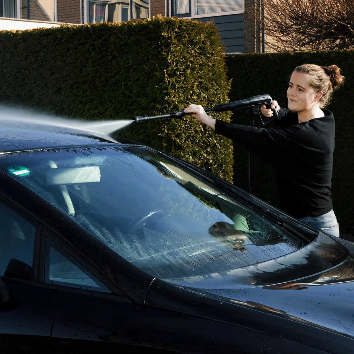 VONROC Hogedrukreiniger V14-1 - 1400W – 110 Bar – 390 L/h – Incl. 5m Slang, Spuitstukken En Accessoires 8 VONROC Hogedrukreiniger V14-1 - 1400W – 110 Bar – 390 L/h – Incl. 5m Slang, Spuitstukken En Accessoires - Afbeelding 6