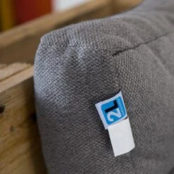 2L Home & Garden Rugkussen Metro Grijs - 60 X 40cm -Tuingereedschap Serie Winkel 1200x1200 1932