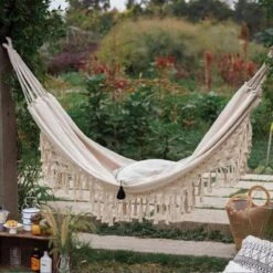 QUVIO Hangmat Voor In De Tuin - Tuinstoelen - Reishangmat Voor Camping, Outdoor En Reizen - Hamock - Katoen Ademend - Maximale Belasting Van 250KG - Lig Oppervlak Van 180 Cm - Geschikt Voor 1 Persoon - Beige -Tuingereedschap Serie Winkel 1200x1200 1965