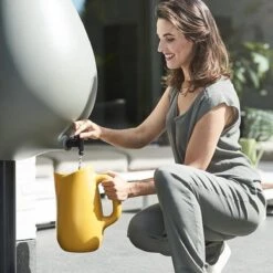 Elho Pure Raindrop 70L - Geel/Oker -Tuingereedschap Serie Winkel 1200x1200 2186