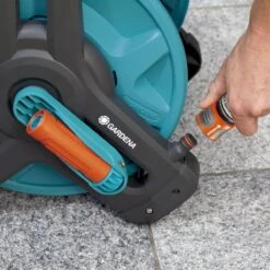 GARDENA Classic Slanghouder 50 - Geschikt Voor 50 M Ø13 Mm / 40 M Ø15 Mm / 30 M Ø19 Mm Slang -Tuingereedschap Serie Winkel 1200x1200 2326