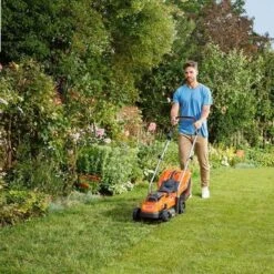 Black & Decker BLACK+DECKER BCMW3318N-XJ Grasmaaier - 18V - 33cm - Excl. Accu & Lader -Tuingereedschap Serie Winkel 1200x1200 364