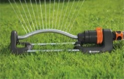 GARDENA - Zwenksproeier Aqua S - Tuinsproeier - 90 Tot 220 M² -Tuingereedschap Serie Winkel 1200x767 6