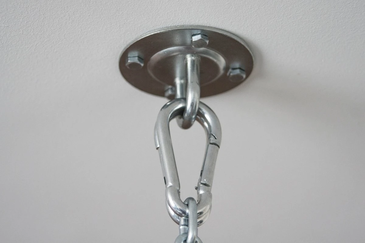 Ophangsysteem Hangstoel - In Hoogte Verstelbaar - Plafondhaak - Ophanghaak - Bokszak - Plafondbeugel 3 Ophangsysteem Hangstoel - In Hoogte Verstelbaar - Plafondhaak - Ophanghaak - Bokszak - Plafondbeugel