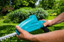 GARDENA - THS 42/18v Accu - Heggenschaar - 42cm - Met Draaibare Kop -Tuingereedschap Serie Winkel 1200x799 11