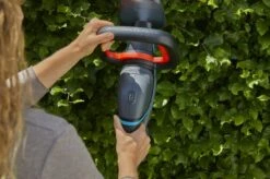 GARDENA - ComfortCut 50/18V-P4A Ready-To-Use Set - Heggenschaar -Tuingereedschap Serie Winkel 1200x799 80