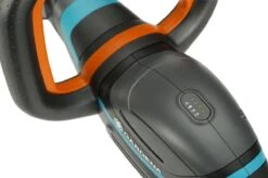 GARDENA - ComfortCut 50/18V-P4A Ready-To-Use Set - Heggenschaar -Tuingereedschap Serie Winkel 1200x799 81