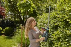 GARDENA - ComfortCut 50/18V-P4A Ready-To-Use Set - Heggenschaar -Tuingereedschap Serie Winkel 1200x799 83