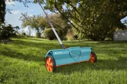 GARDENA Combisysteem Strooiwagen - 40 Cm Strooibreedte - Inhoud 3 Liter - Geschikt Voor 100m² -Tuingereedschap Serie Winkel 1200x799 99