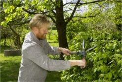 GARDENA - NatureCut - Heggenschaar - Robuust En Duurzaam -Tuingereedschap Serie Winkel 1200x800 133