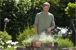 GARDENA - Premium Reinigingssproeier Spuitpistool - Metaal - Voor Reiniging En Bewatering -Tuingereedschap Serie Winkel 1200x800 695