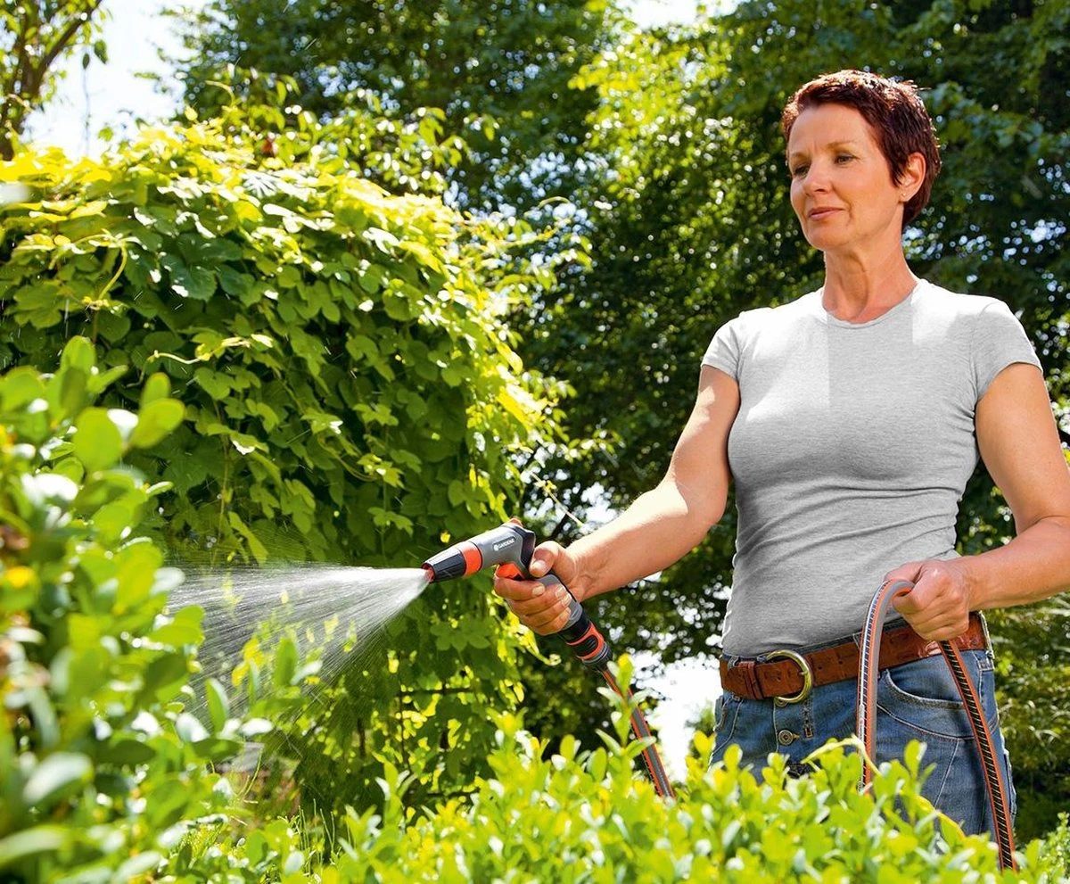 GARDENA - Classic Reinigingspistool - Spuitpistool - Traploos Instelbaar 9 GARDENA - Classic Reinigingspistool - Spuitpistool - Traploos Instelbaar - Afbeelding 7