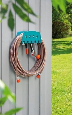 GARDENA Slanghouder - Incl. Opbergruimte Voor GARDENA Aansluitstukken -Tuingereedschap Serie Winkel 755x1200 2