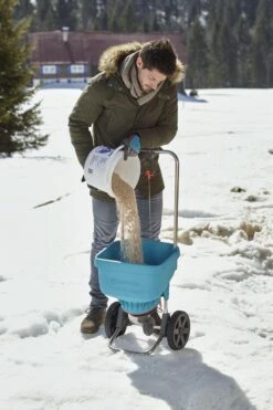 GARDENA Strooiwagen XL Strooikar - 800m2 - 18 Liter -Tuingereedschap Serie Winkel 799x1200 47