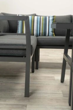 Blakes Lounge Diningset - 4 Delig - Donker Grijs -Tuingereedschap Serie Winkel 800x1200 111