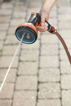 GARDENA - Premium Multifunctionele Broeskop - Exclusief Verlengsteel -Tuingereedschap Serie Winkel 800x1200 162