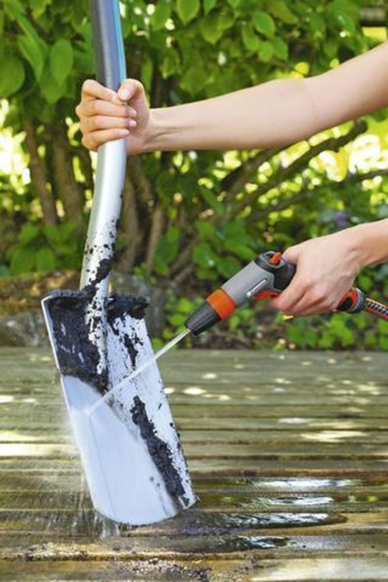 GARDENA - Classic Reinigingspistool - Spuitpistool - Traploos Instelbaar 18 GARDENA - Classic Reinigingspistool - Spuitpistool - Traploos Instelbaar - Afbeelding 16