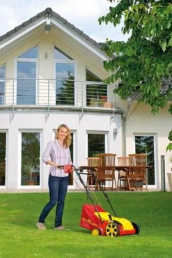 WOLF-Garten Elektrische Verticuteermachine VA 303 E - Werkbreedte 30 Cm - Opvangzak 35 L - 1300 W Motor - Moshark - Verticuteren - Opvangen -Tuingereedschap Serie Winkel 801x1200 4