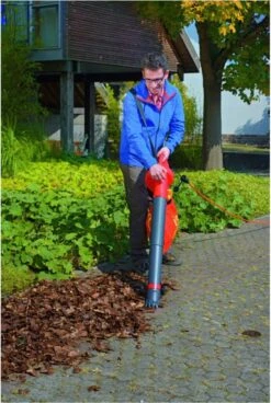 WOLF-Garten Elektrische Bladblazer LBV 2600 E - Motor 2600 Watt - Opvangzak 50 Liter - Reductie Ratio 10:1 -Tuingereedschap Serie Winkel 805x1200 1