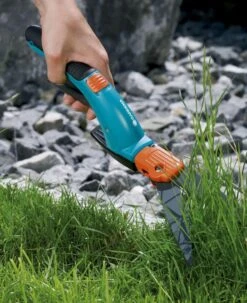 GARDENA Comfort Grasschaar - 360° Draaibaar - Antikleef Coating - Golfsnede -Tuingereedschap Serie Winkel 978x1200
